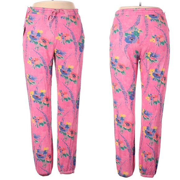 LoveshackFancy x Beach Riot Banded Sweatpants in Hints of Hibiscus - Picture 5 of 7